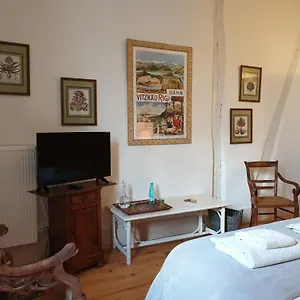 Couette-café Ombre Rose, Le Fousseret